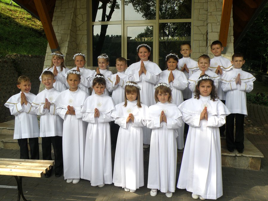 Pielgrzymka Dzieci I-Kom. do Wąwolnicy 2011-06-18