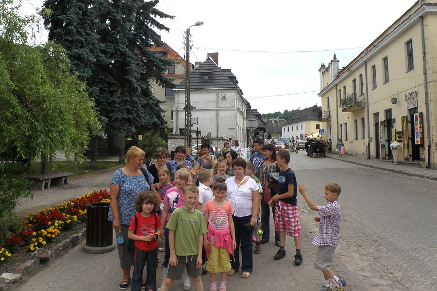 Pielgrzymka Dzieci I-Kom. do Wąwolnicy 2011-06-18