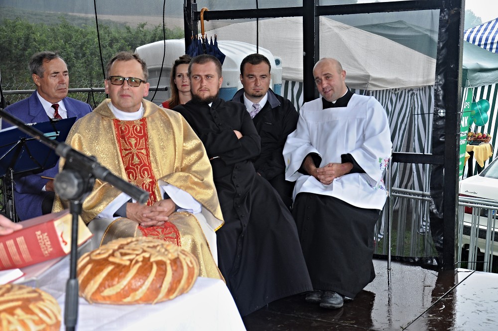 img00016.jpg
