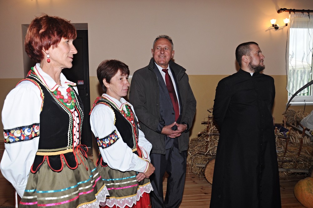 img00047.jpg