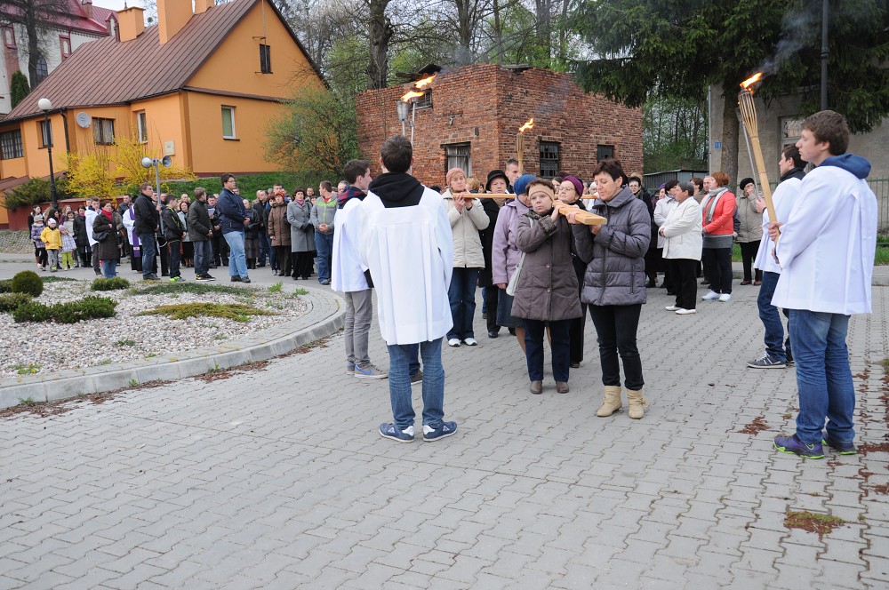 img00004.jpg