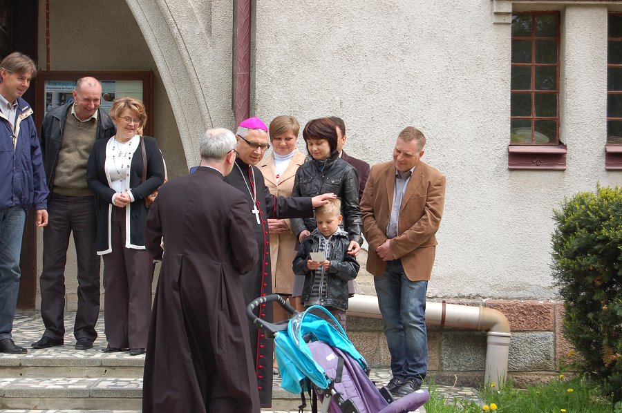 Wizytacja Kan. Ks. Bp  Miziński, 2011-05-15-Klementowice