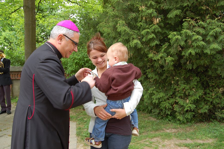 Wizytacja Kan. Ks. Bp  Miziński, 2011-05-15-Klementowice