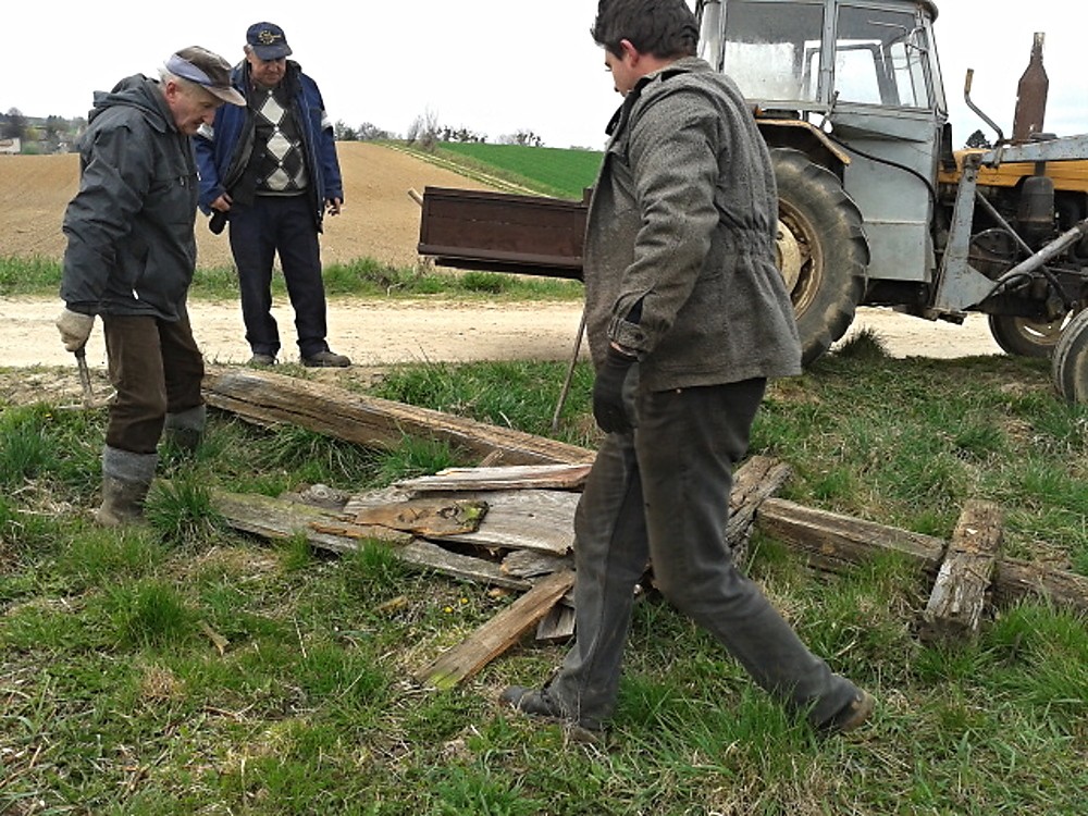 img00025.jpg
