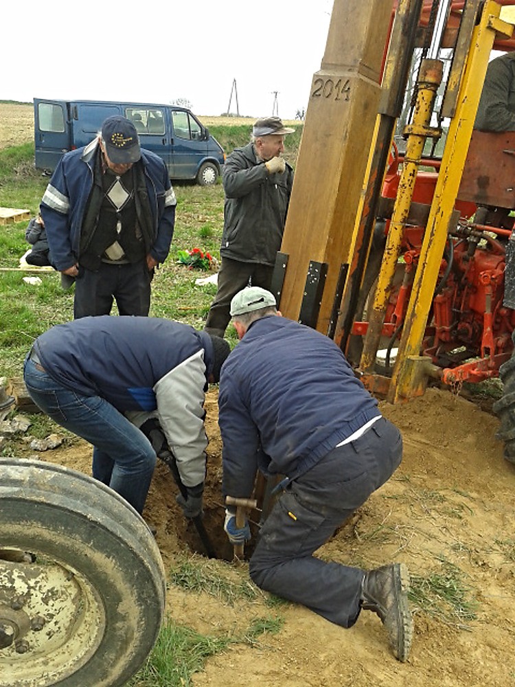 img00084.jpg