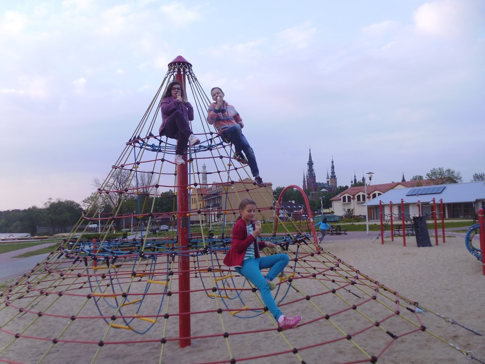 img00007.jpg