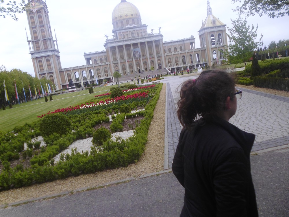 img00016.jpg
