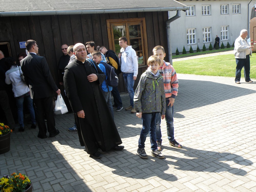 img00039.jpg