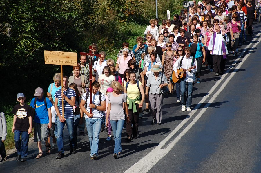 Pielgrzymka do Wąwolnicy-2011-09-04