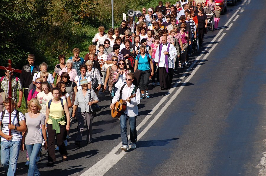 Pielgrzymka do Wąwolnicy-2011-09-04