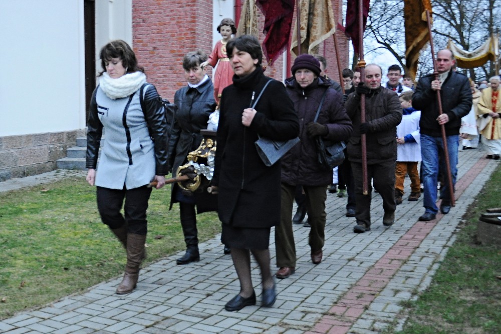 img00007.jpg