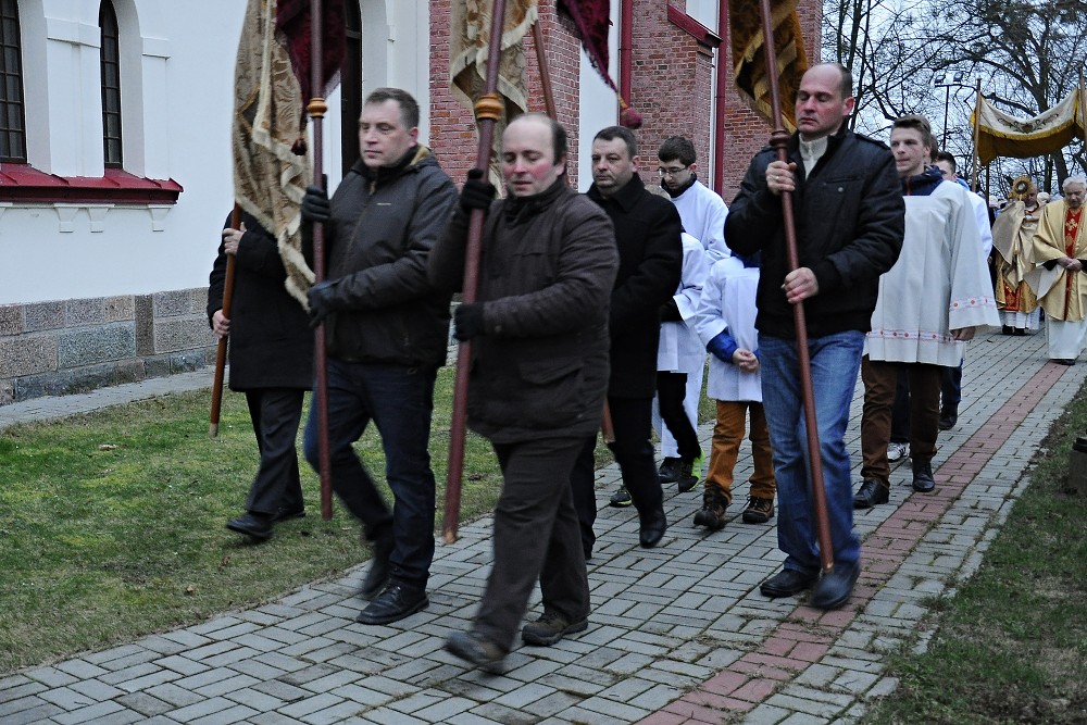 img00008.jpg