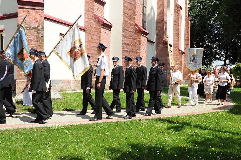 img00030.jpg