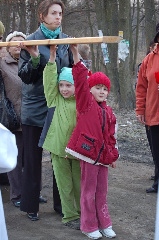 Droga Krzyżowa ulicami Klementowic_2010-03-26