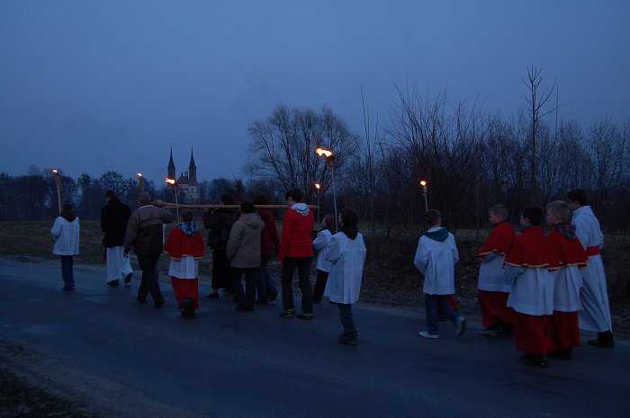 Droga Krzyżowa ulicami Klementowic_2010-03-26