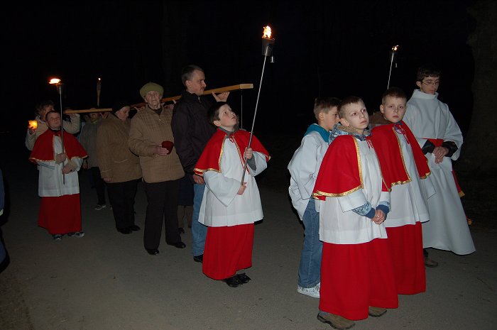 Droga Krzyżowa ulicami Klementowic_2010-03-26