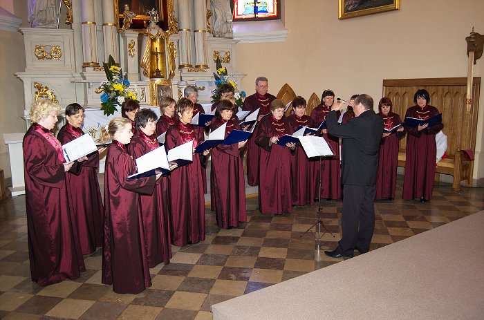 Dzień Patrona Szk. Podst. w Klementowicach_2010-05-09