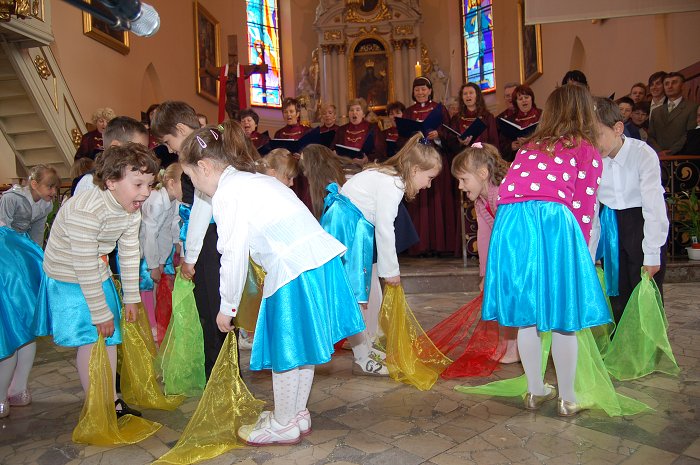 Dzień Patrona Szk. Podst. w Klementowicach_2010-05-09