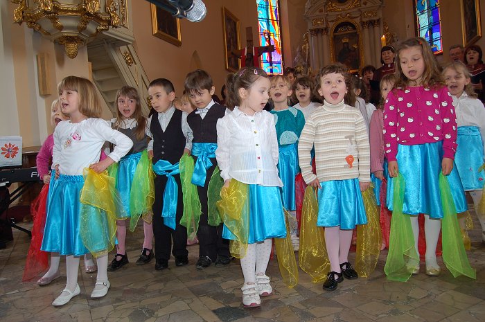 Dzień Patrona Szk. Podst. w Klementowicach_2010-05-09