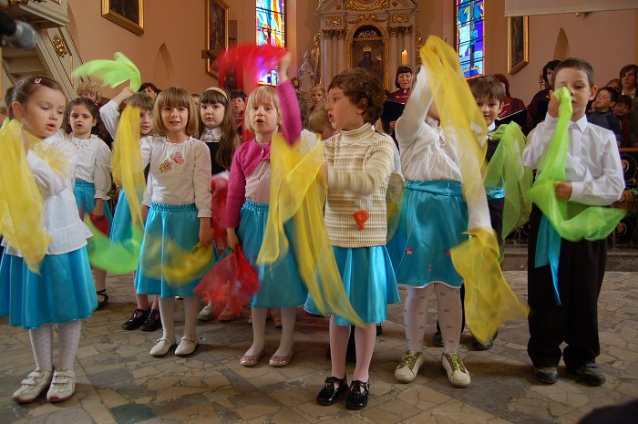 Dzień Patrona Szk. Podst. w Klementowicach_2010-05-09