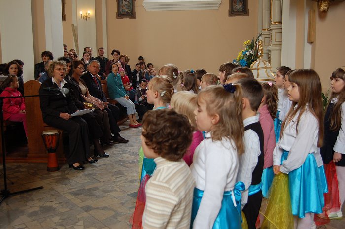 Dzień Patrona Szk. Podst. w Klementowicach_2010-05-09