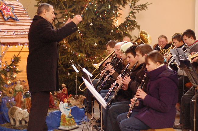 Kol�dy gra Orkiestra D�ta z Kurowa_2009.01.11