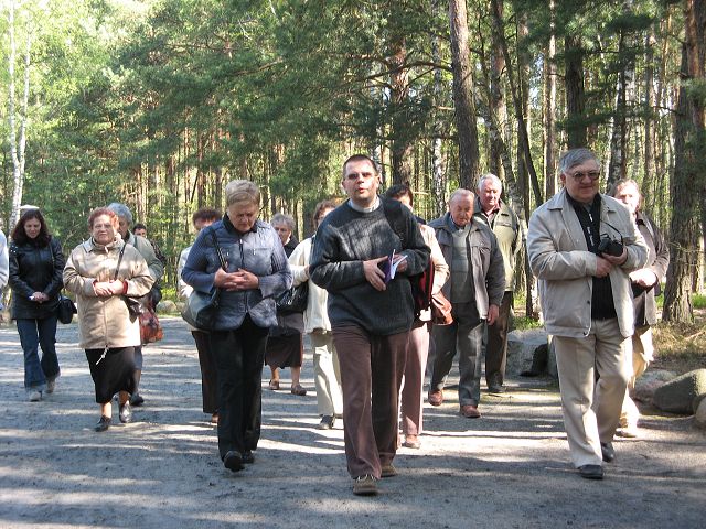 Pielgrzymka >> G�rki & Mi�tne 2009.04.25