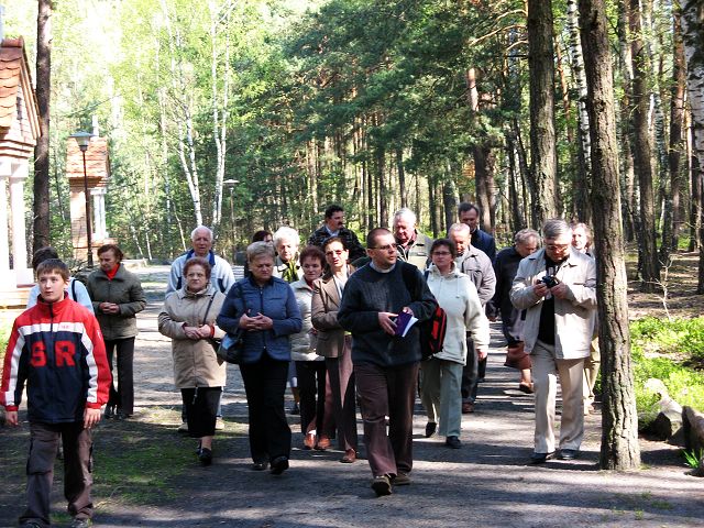 Pielgrzymka >> G�rki & Mi�tne 2009.04.25
